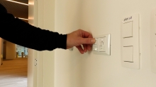 Eenvoudige bediening voor perojector of beamer in vergaderzaal