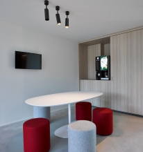 Beeldscherm voor interne communicatie coffee corner Renotec